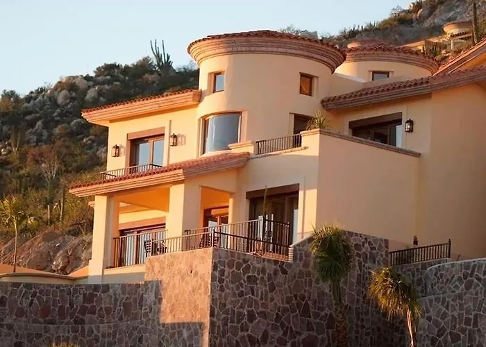 Gorgeous 3br Perfect View At *